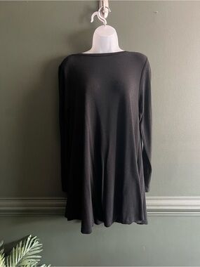 Boatneck Black Long Sleeve Swing Tunic Top
